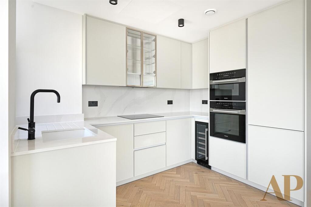 Apartment in London - View 4