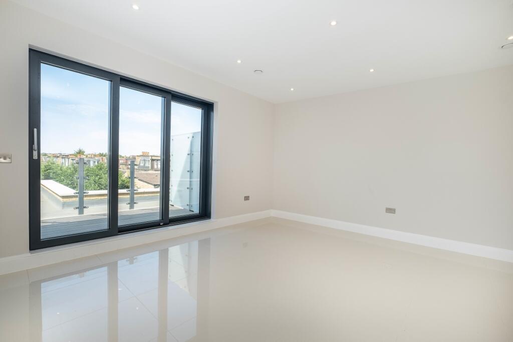 Apartment in London - View 4