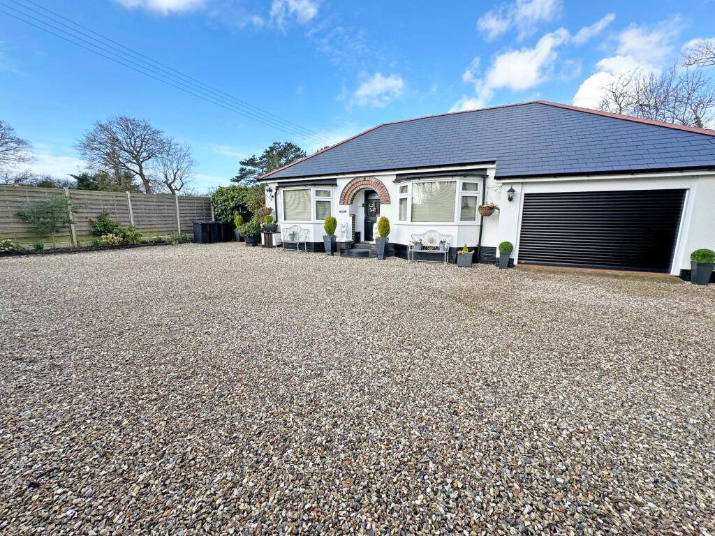 House in Bromsgrove, Wythall