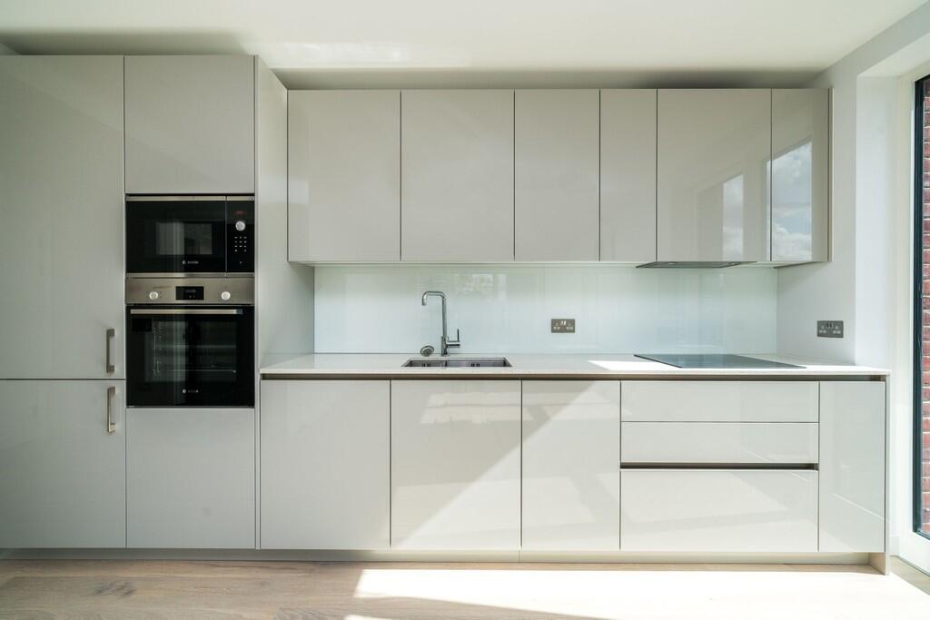 Apartment in London - More