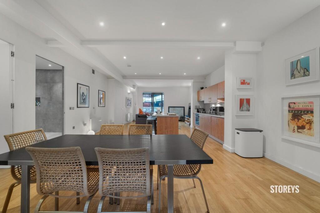 Apartment in London - More