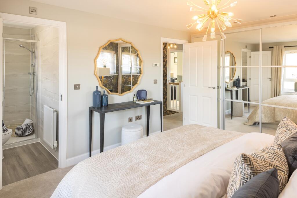 House in Hemel Hempstead - More