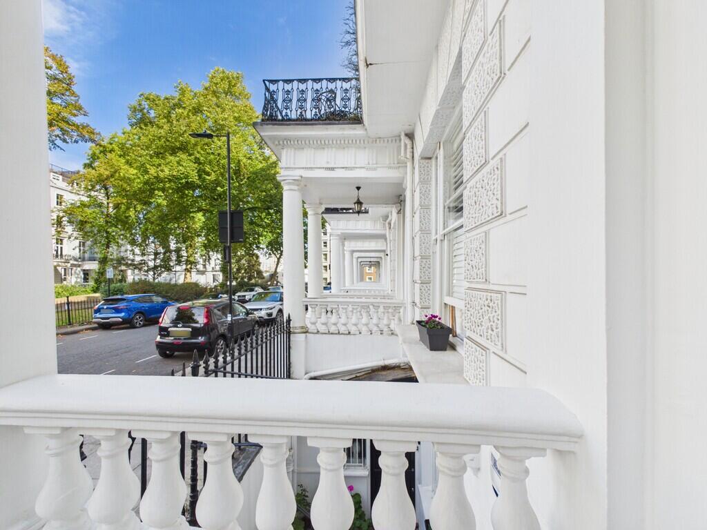 Apartment in London - View 2
