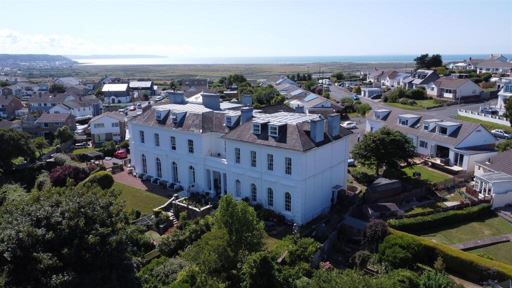 Staddon Road, Appledore photo 2