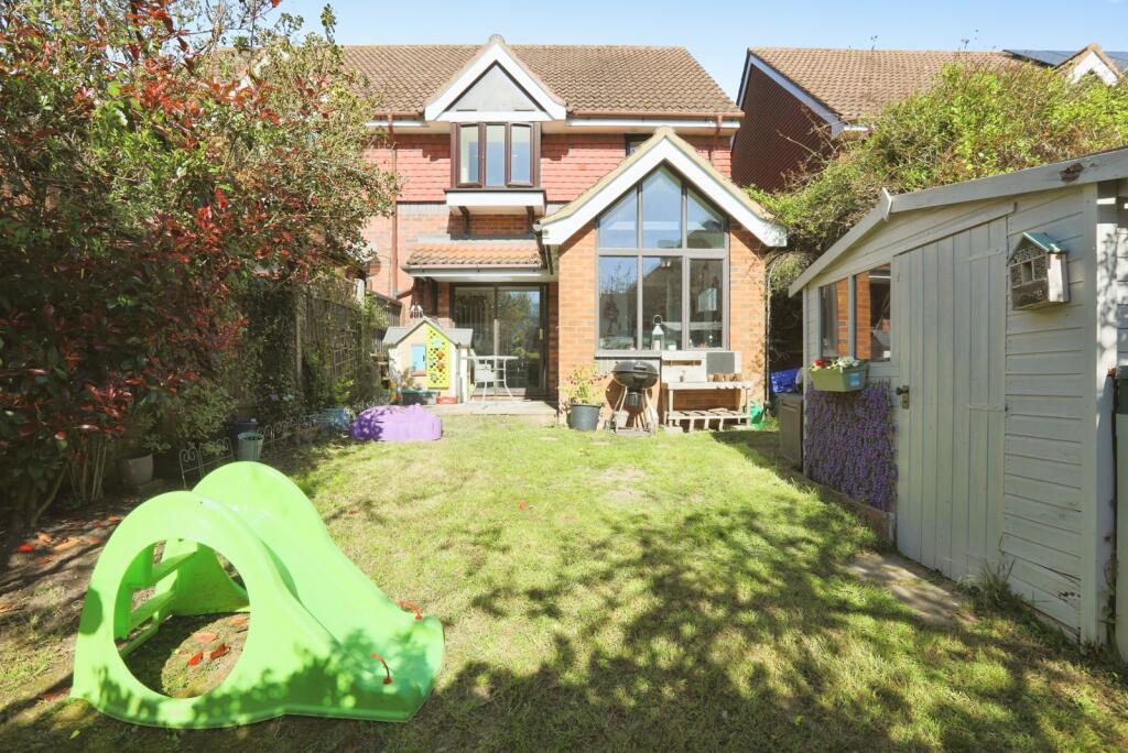 Main image of property: Porters Close, Petteridge Lane, Matfield, Tonbridge, TN12
