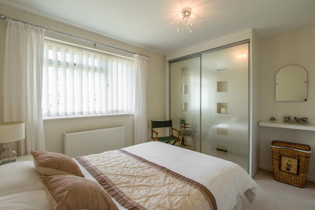 Additional image 9 of Leaches Close, Tintinhull