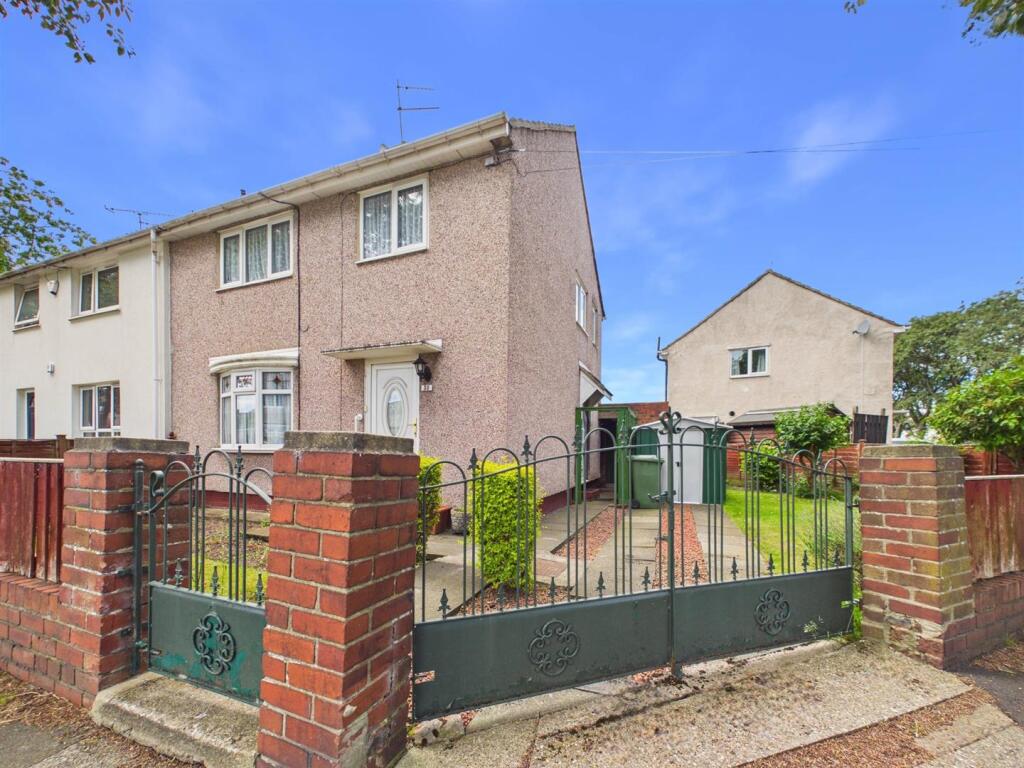 3-bed semi-detached on Coniston, Heworth, Gateshead, £105,000