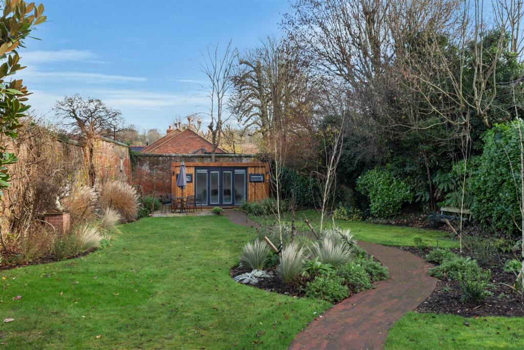 Additional image 39 of Mill Lane, Welwyn