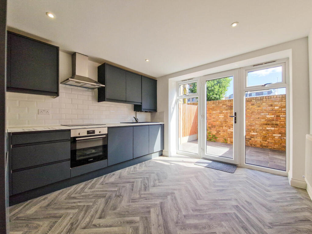 Alexandra Mews, 45a Alexandra Street, Southend-On-Sea photo 2