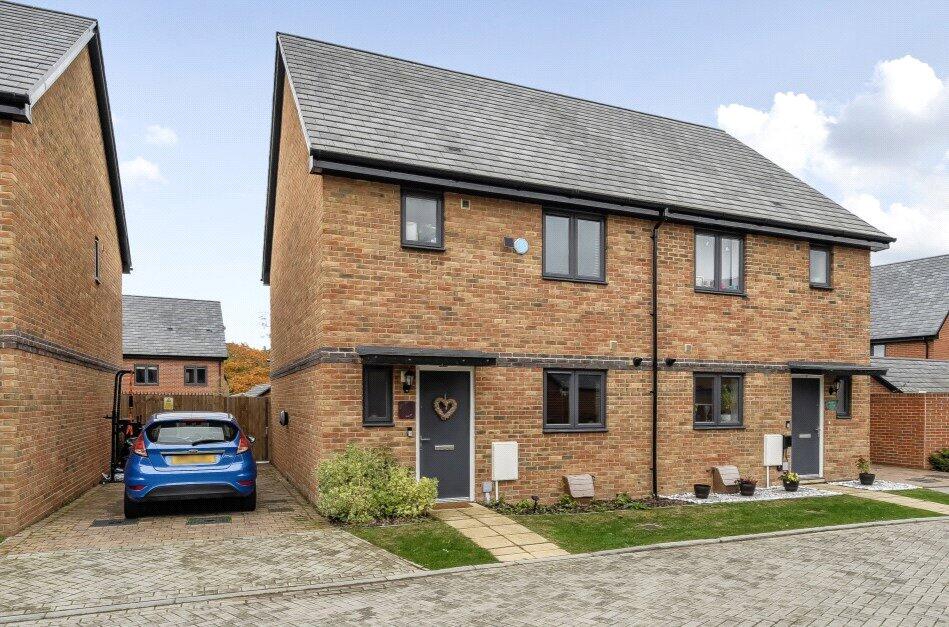 3-bed semi-detached on Blacksmiths Way, Arborfield Green, Reading, £515,000