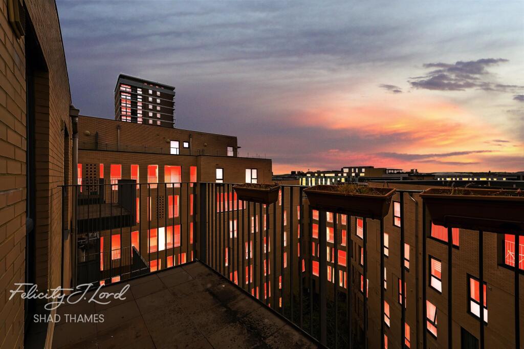 Main image of property: Parker Building, SE16