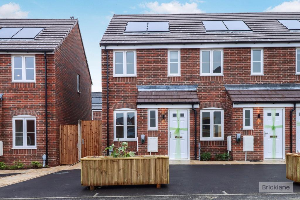 Main image of property: Stanier Drive, Market Harborough, Leicestershire, LE16 9XH
