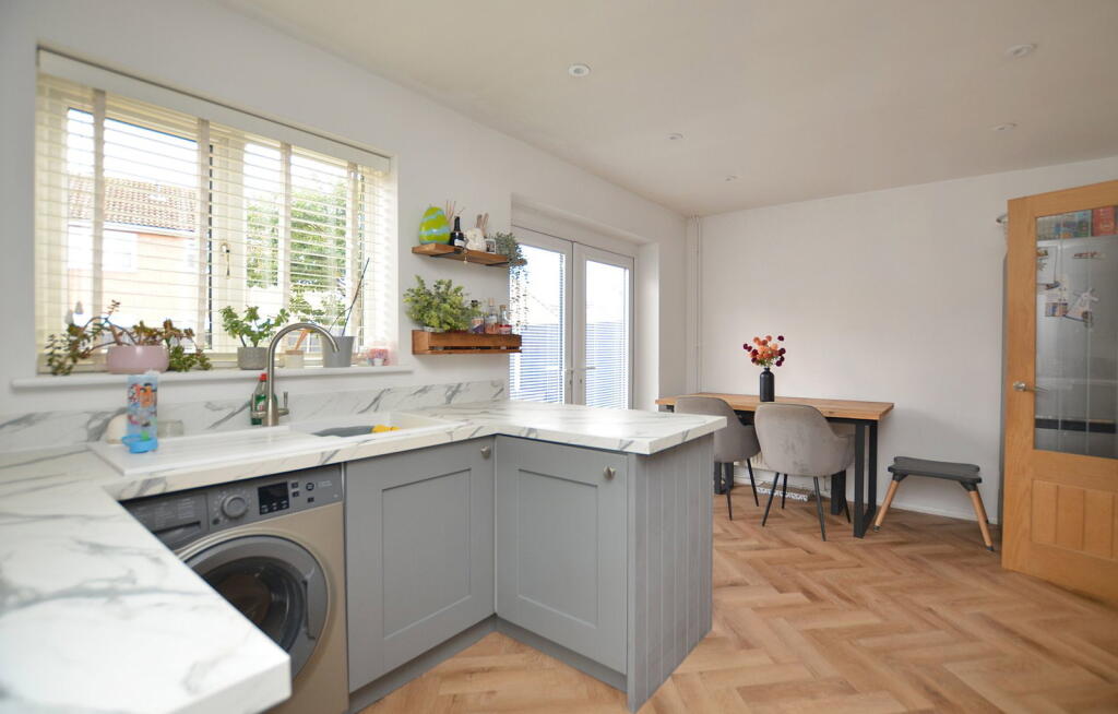 House in Peterborough - View 4