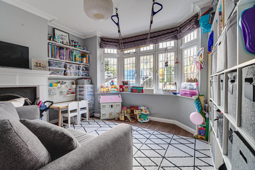 Additional image 2 of Piggottshill Lane, Harpenden, Hertfordshire, AL5