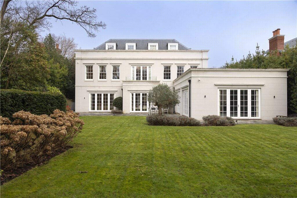 House in London, Coombe - View 2