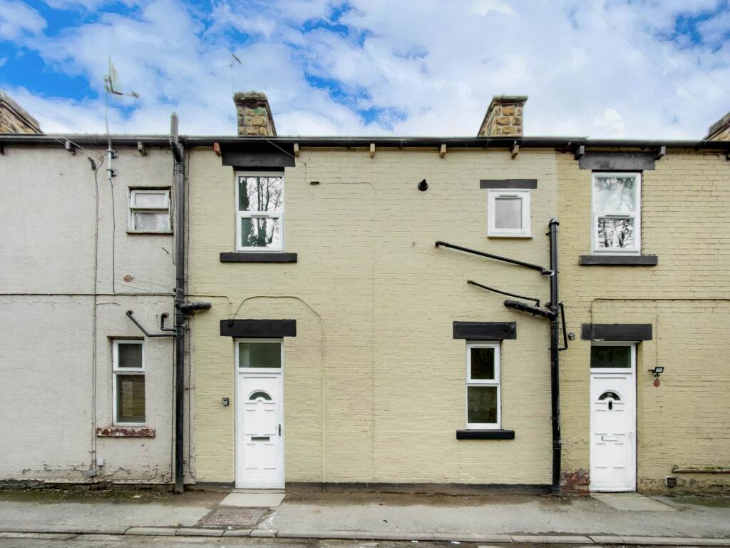 Main image of property: Primrose Hill, Batley