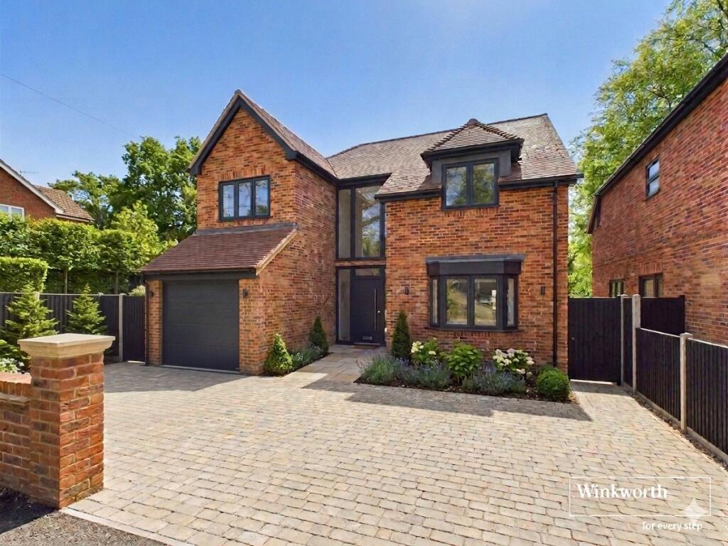 Main image of property: Collaroy Road, Cold Ash, Thatcham, Berkshire, RG18