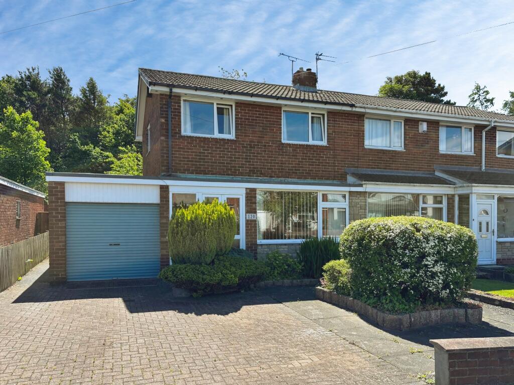 Main image of property: Meadway, Forest Hall, Newcastle upon Tyne, NE12