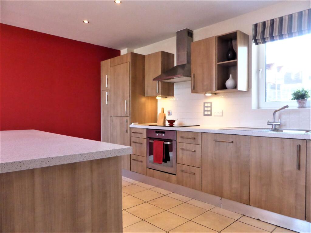 Main image of property: Horsted Court - P1253