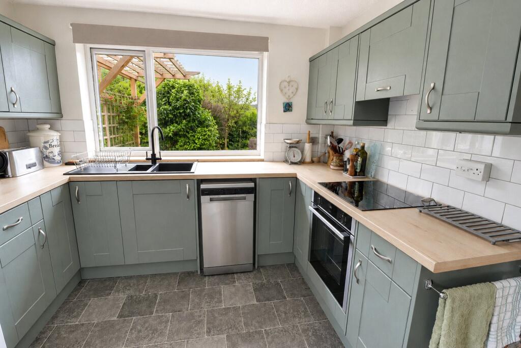 House in Plymouth - View 5