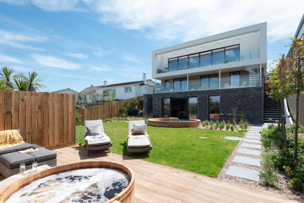 5-bed house on Trelorna, £3,750,000