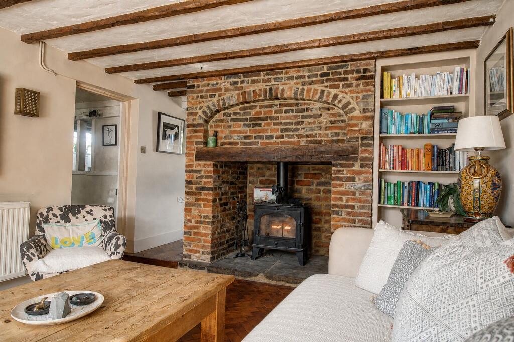 House in Redhill - View 2