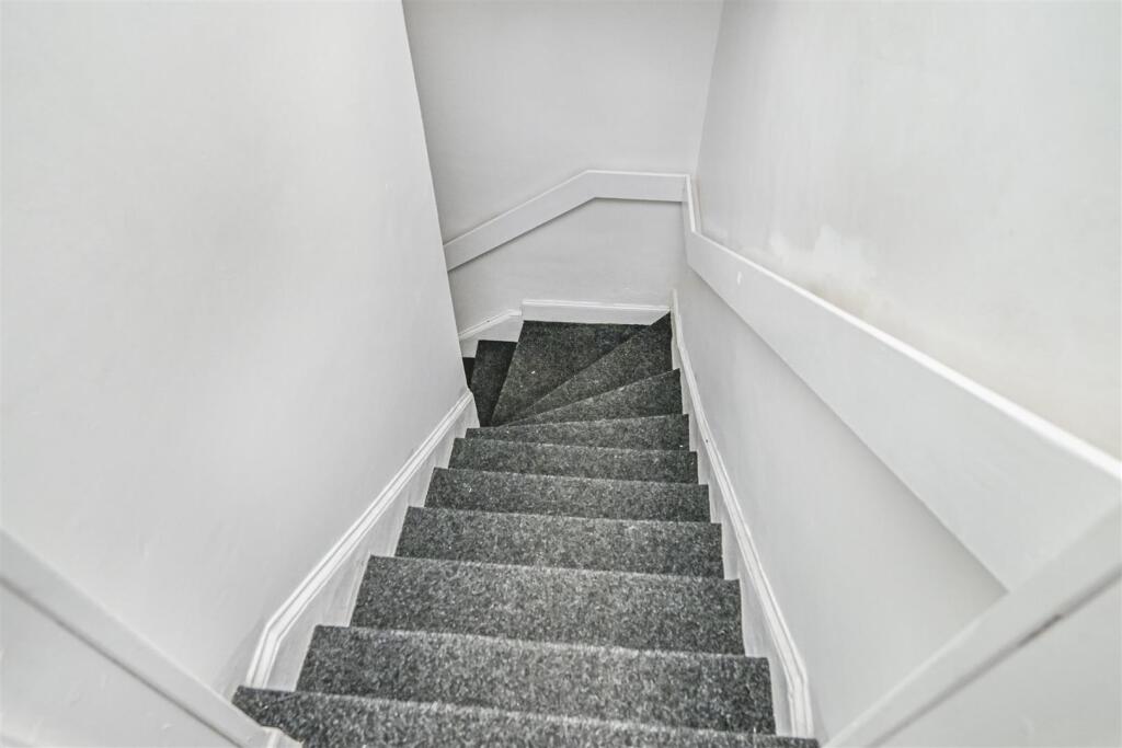 Apartment in Motherwell - View 2