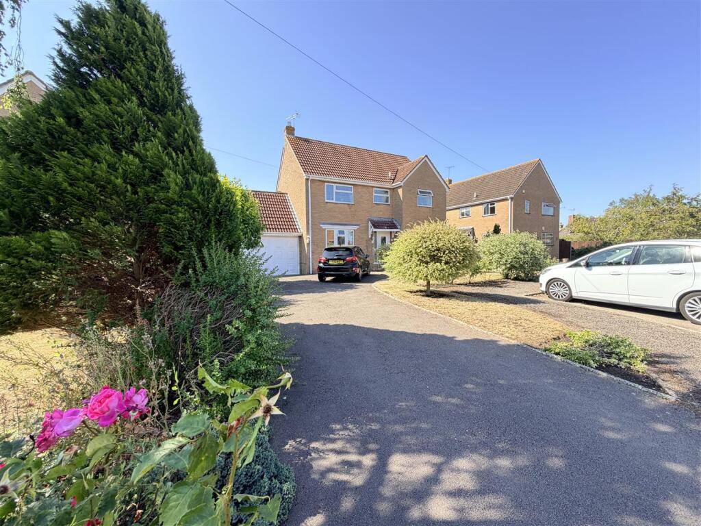 Main image of property: Banady Lane, Stoke Orchard, Cheltenham