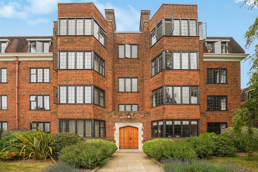 Apartment in London