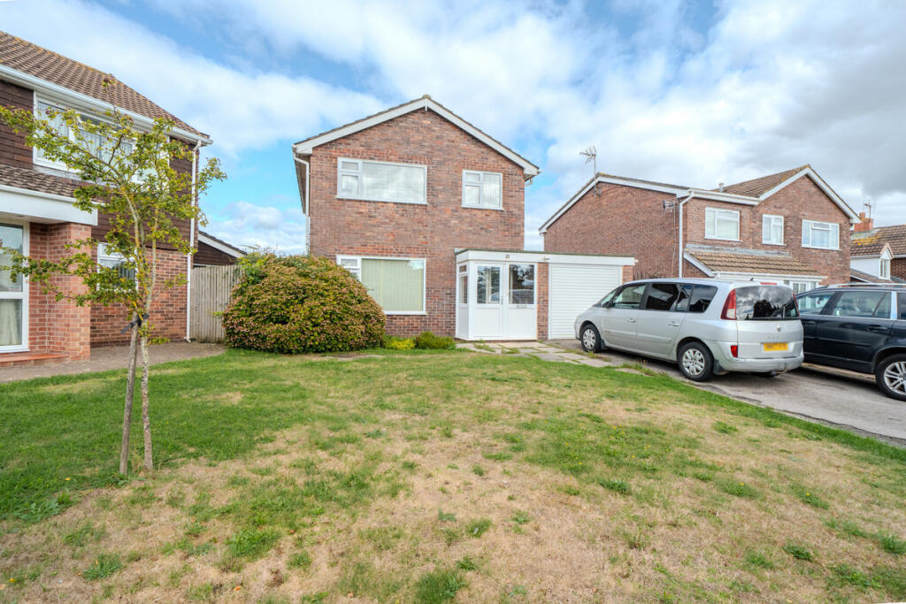 House in Newport - View 2