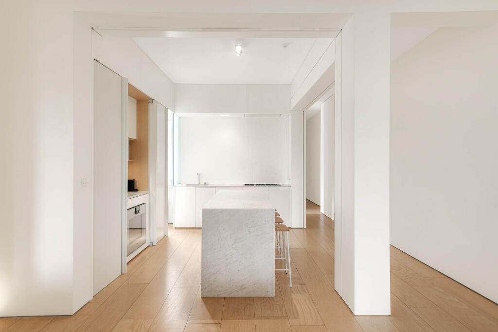 Apartment in London - More