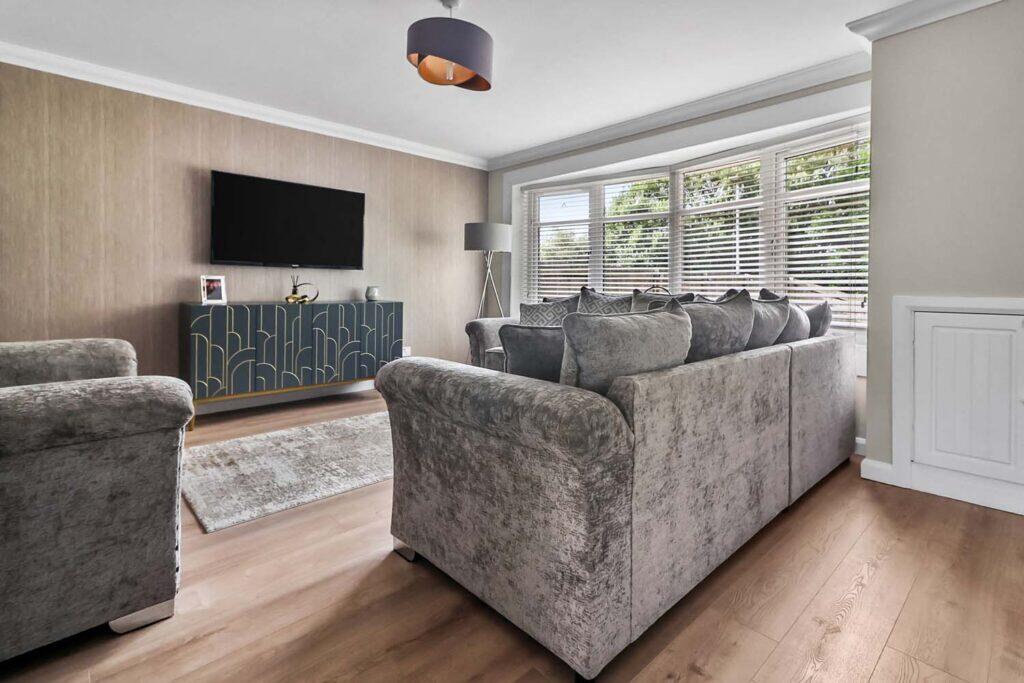 House in Motherwell - More