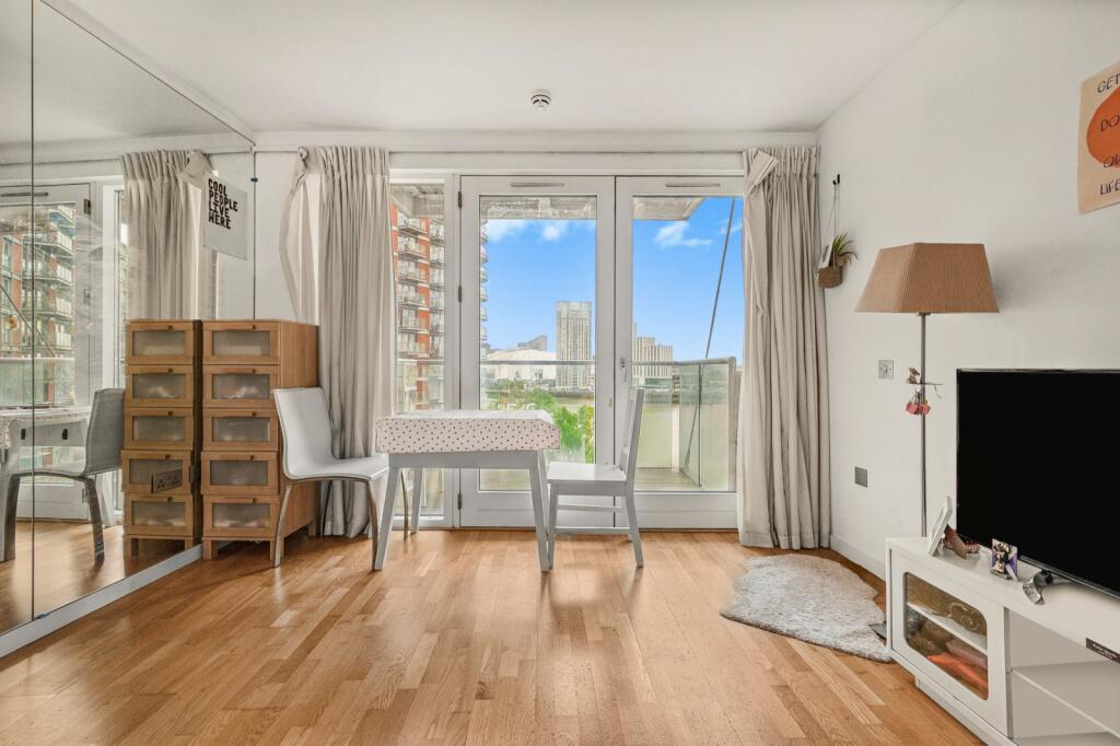 Main image of property: New Providence Wharf,
1 Fairmont Avenue, E14