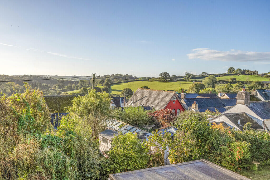 House in South Hams, Cornwood - More