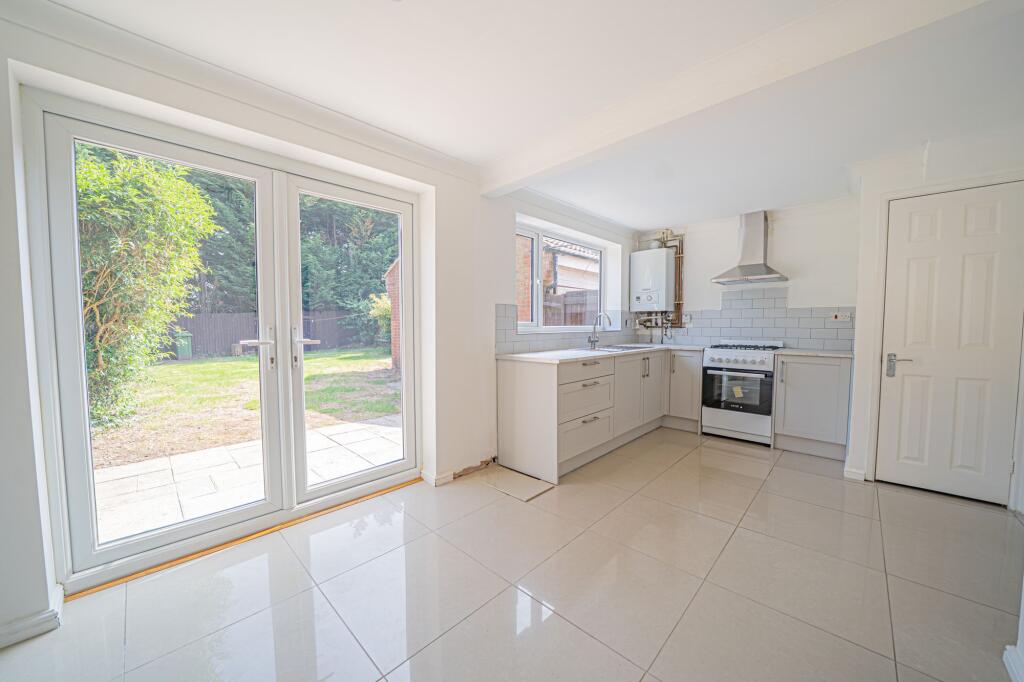 House in Solihull, West Midlands - View 3