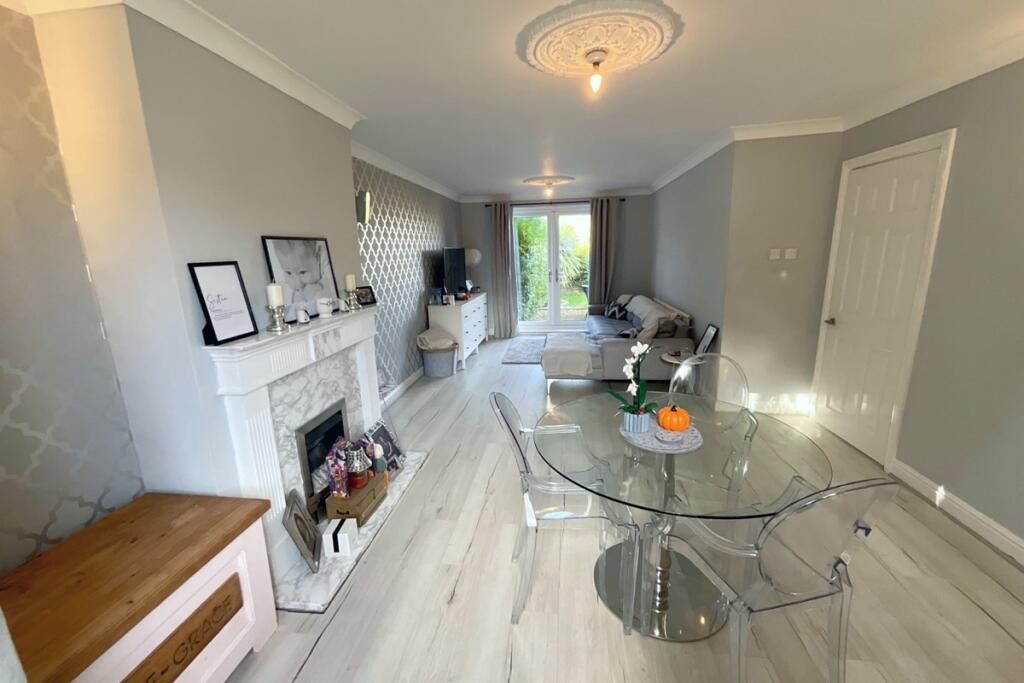 House in Sheffield, Richmond - More