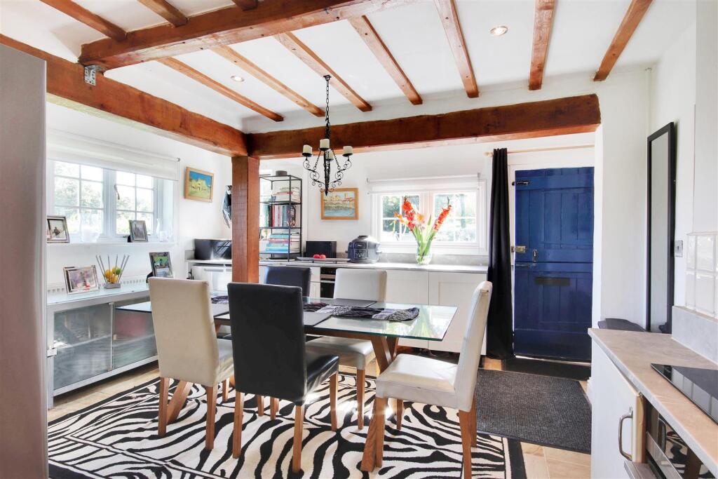 House in Tonbridge - View 4