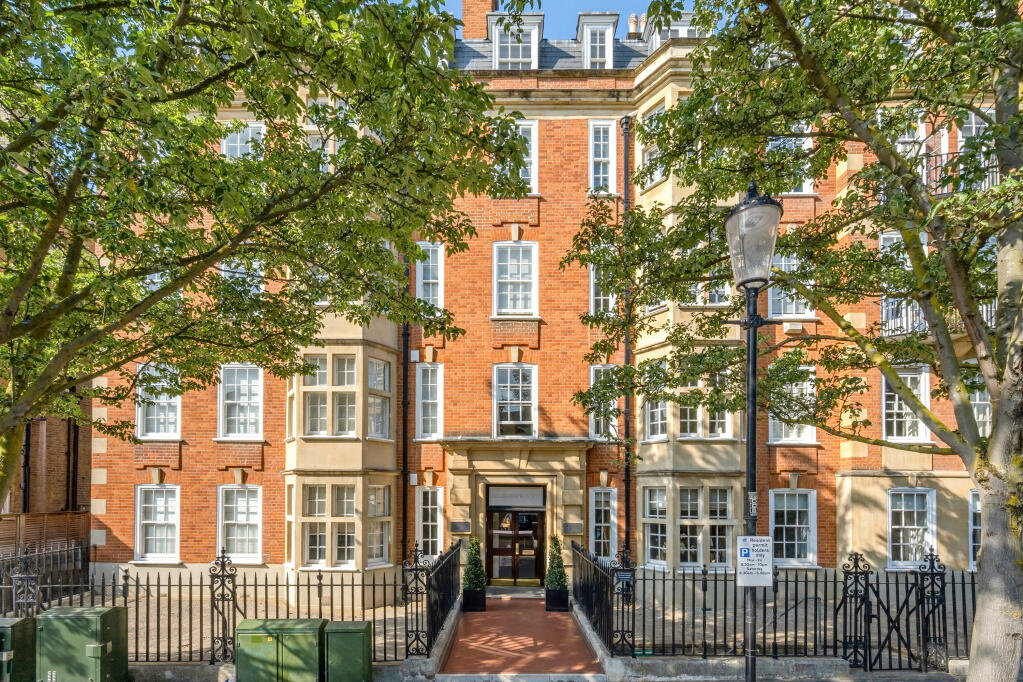Apartment in London - View 4