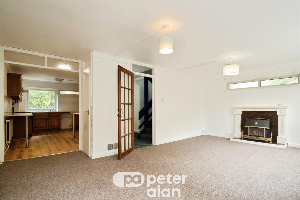 Apartment in Abersychan, Torfaen - View 5