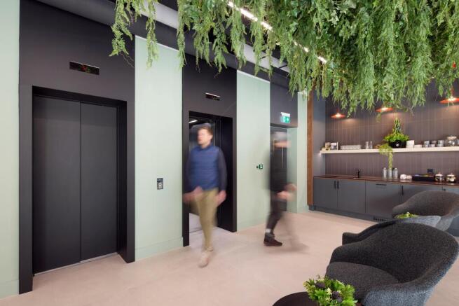 Communal Mezzanine Breakout Space