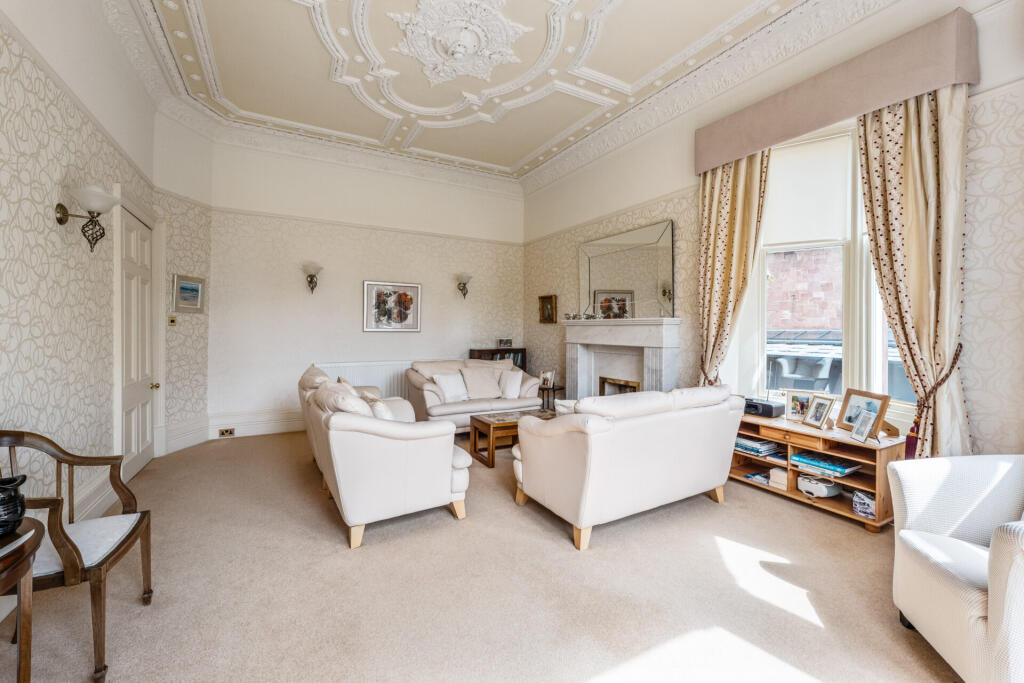 Apartment in Glasgow - View 3