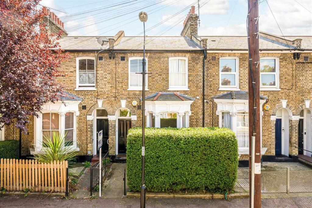 Main image of property: Edric Road, New Cross
