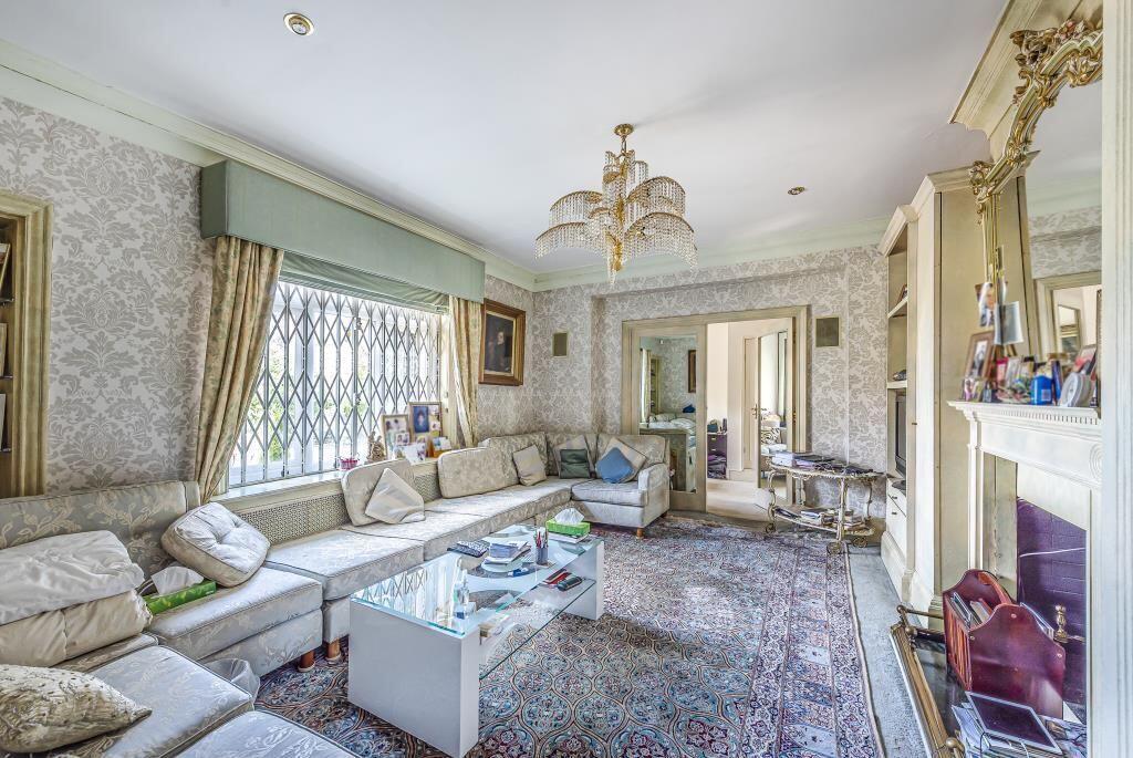 The Bishops Avenue, Hampstead Garden Suburb, London, N2 – pohled 6