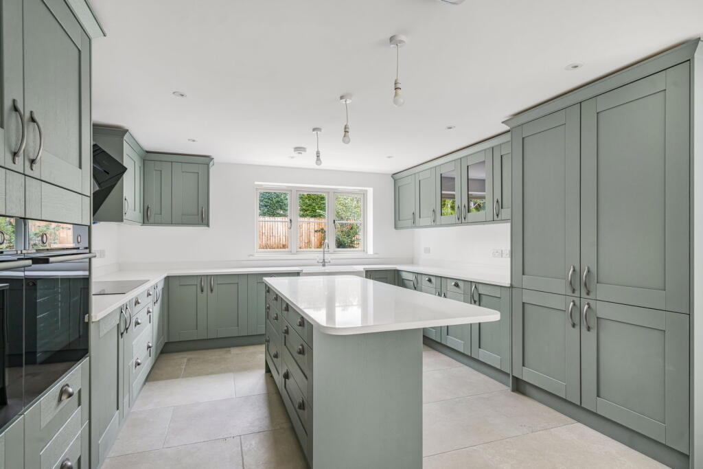 House in South Oxfordshire, Aston Rowant - View 3