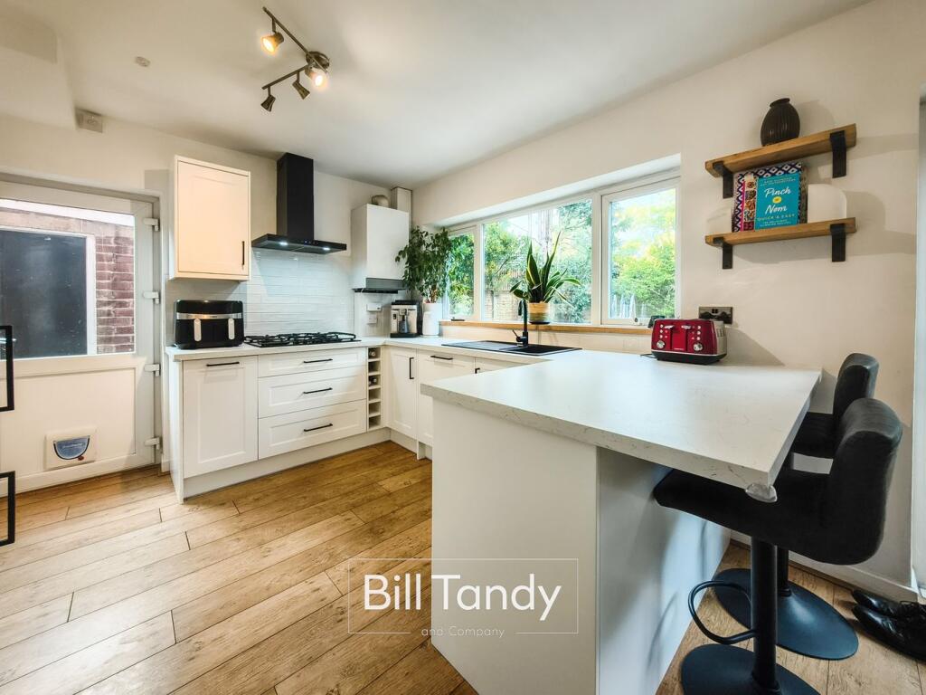 Benson Close, Lichfield, WS13 photo 4