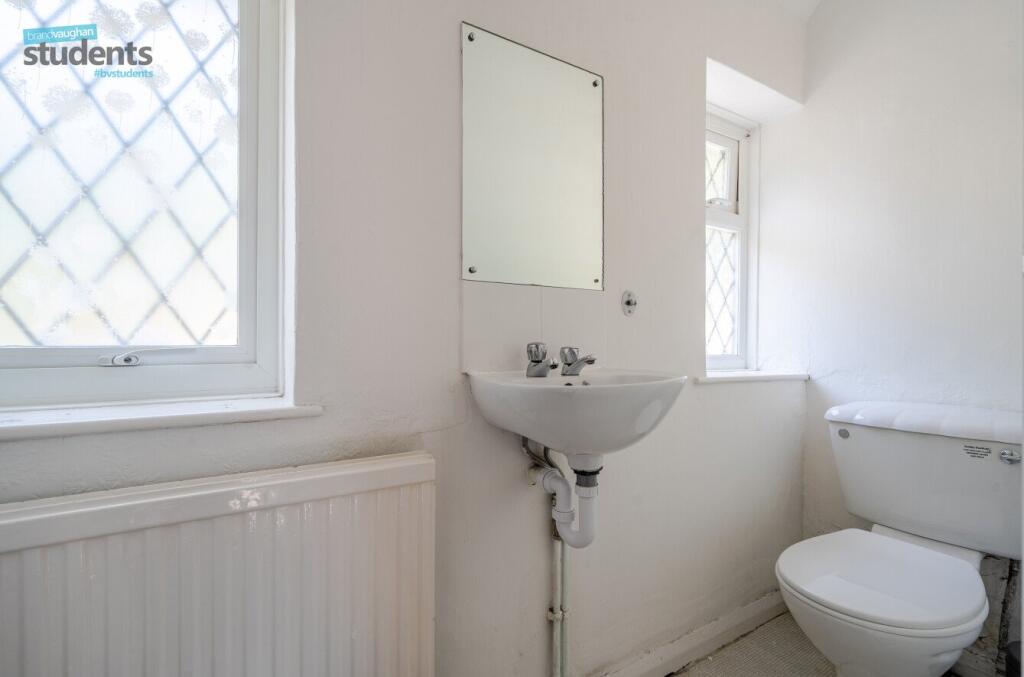 1 bedroom semi-detached house for rent