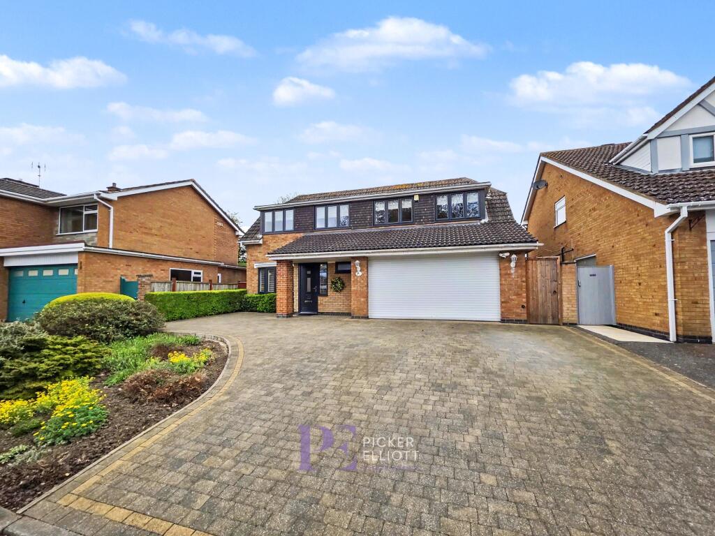 4-bed detached on Salisbury Road, Burbage, LE10, £525,000