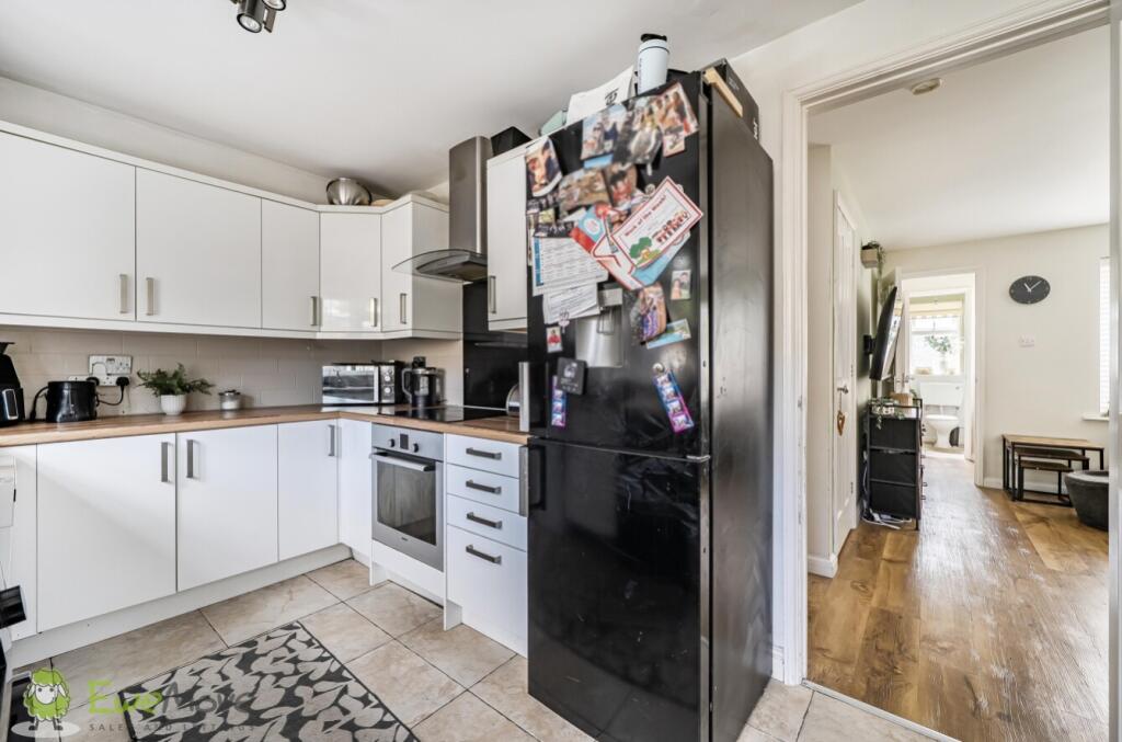 House in Basingstoke and Deane, Tadley - View 5