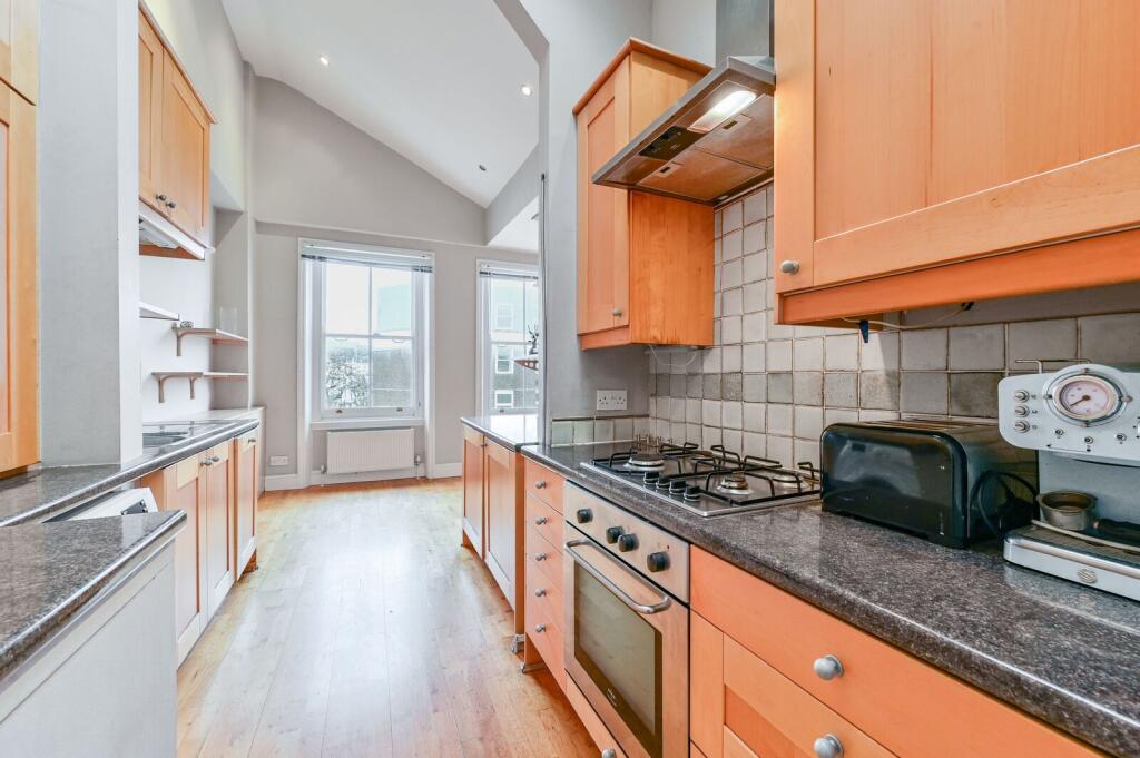 Apartment in London - View 4