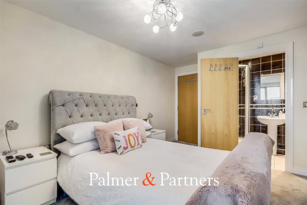Apartment in Chelmsford, Moulsham - More